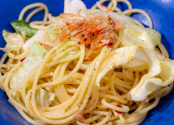 アンチョビとキャベツのパスタ